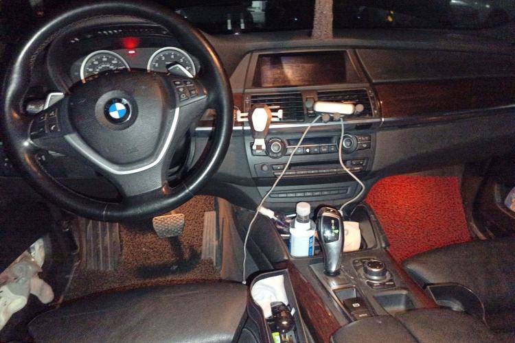 Used BMW X6 2011 xDrive35i Center Console