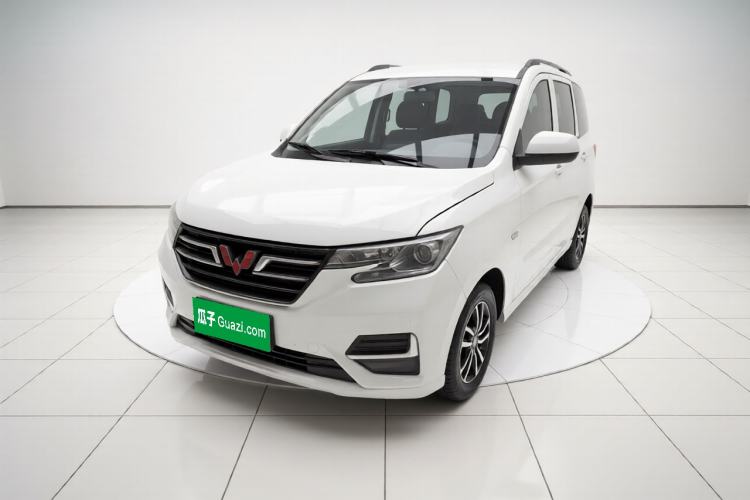 Used Wuling Hongguang 2019 1.5L S Standard Version China VI LAR