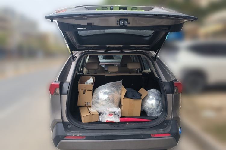 Used Toyota RAV4 2022 2.0L CVT Two-Wheel Drive Fashion Plus Edition