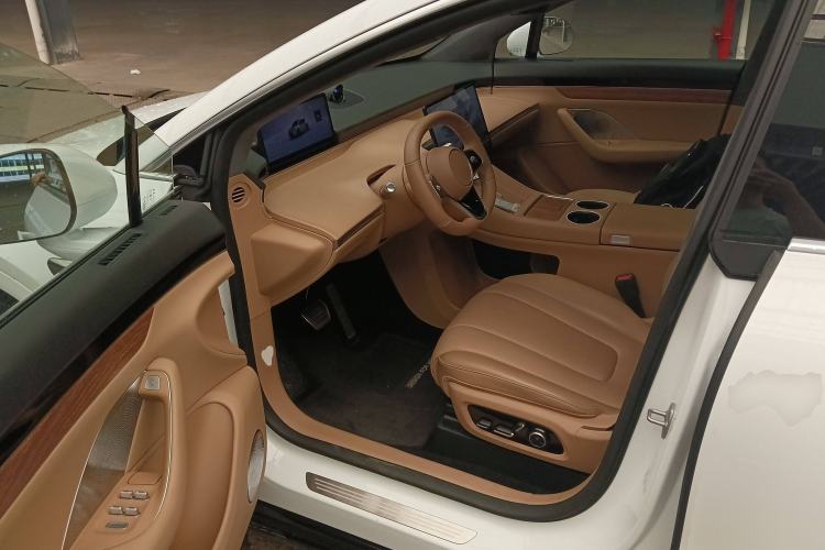 Used Hima Luxeed R7 2024 All-Electric 736 km Ultra Driver Seat