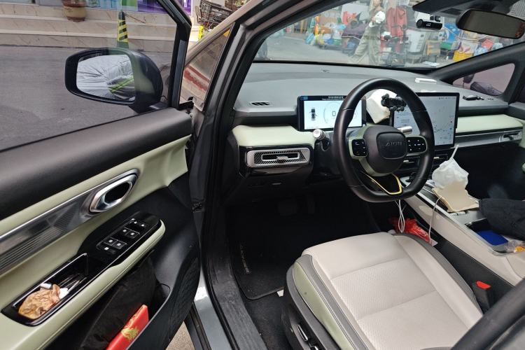 Used AION Y 2022 Plus 70 Smart Edition