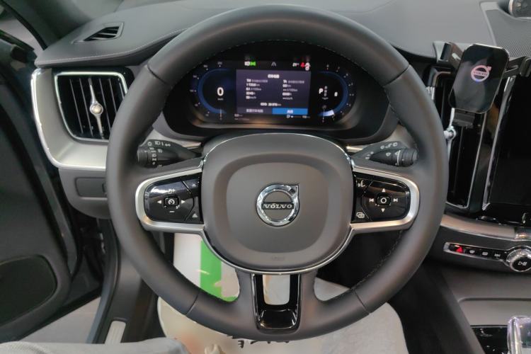 Used Volvo XC60 2024 B5 Four-Wheel Drive Fjord Edition
