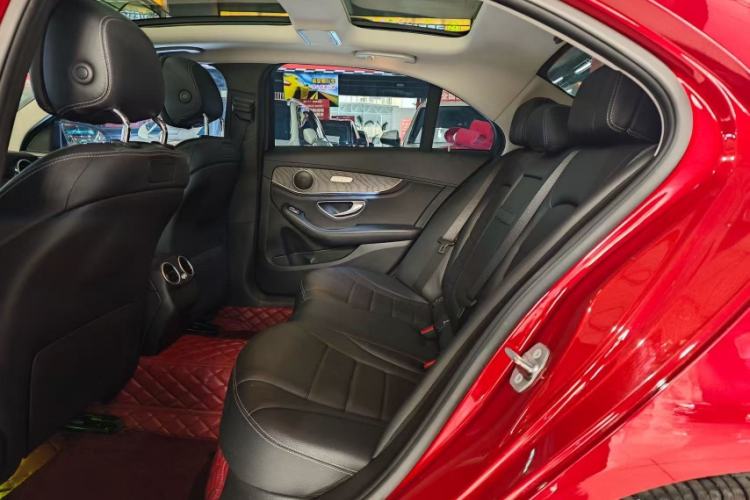 Used Mercedes-Benz C-Class 2018 C 200 L Sport Edition Interior 6