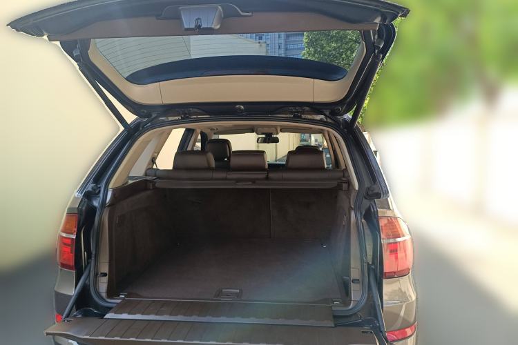 Used BMW X5 2011 xDrive35i Leading Model
