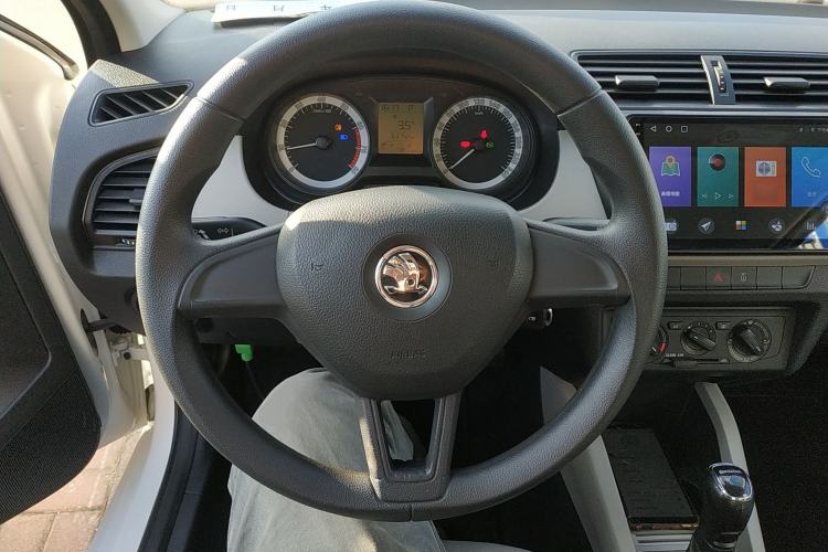 Used Skoda Fabia 2016 1.4L Automatic Car Enjoy Edition