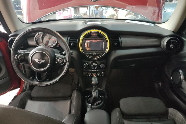 Used MINI 2016 1.5T COOPER Center Console