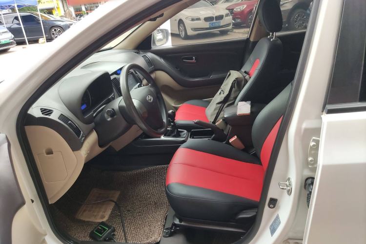 Used Hyundai Celesta 2011 1.6L Manual Comfort Edition