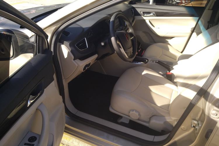 Used Roewe 360 2015 20T TST Deluxe Edition
