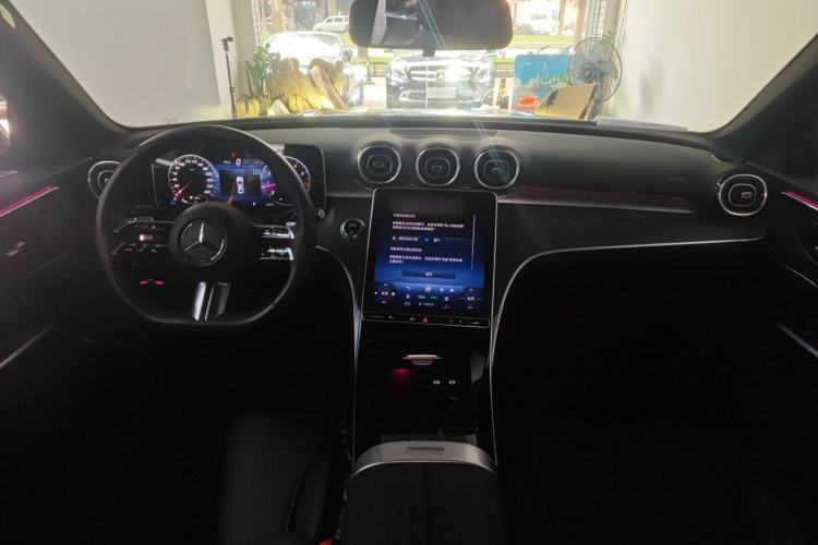 Used Mercedes-Benz C-Class 2023 Revised C 200 L Sport Edition Center Console