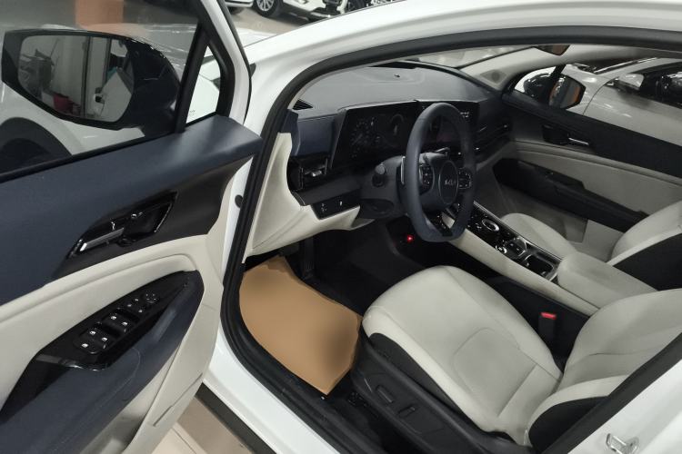 Used Kia Sportage (Chinese Domestic Model) 2023 2.0L HEV Two-Wheel Drive Prestige Edition
