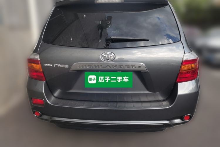 Used Toyota Highlander 2011 2.7L Two-Wheel Drive 7-Seater Luxury Edition
