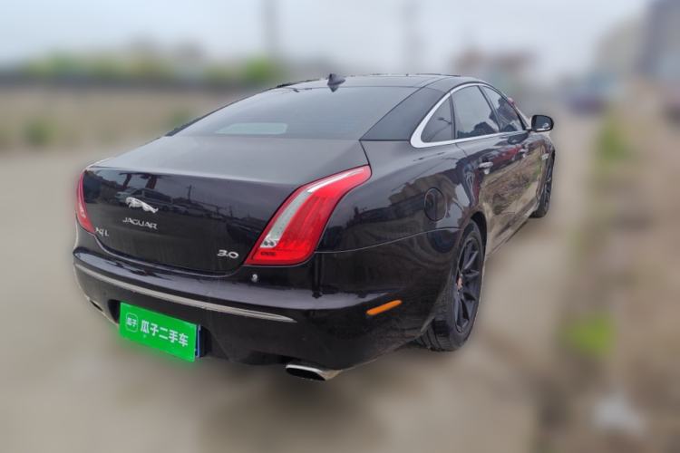 Used Jaguar XJ 2015 XJL 3.0 SC Elegant Business 80th Anniversary Limited Edition Rear Right 45 Deg
