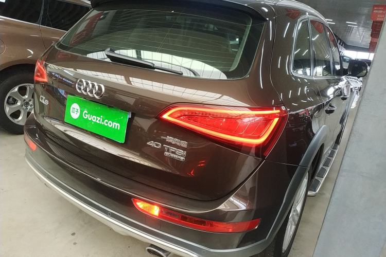 Used Audi Q5 2017 Plus 40 TFSI Technology Model Rear Right 45 Deg