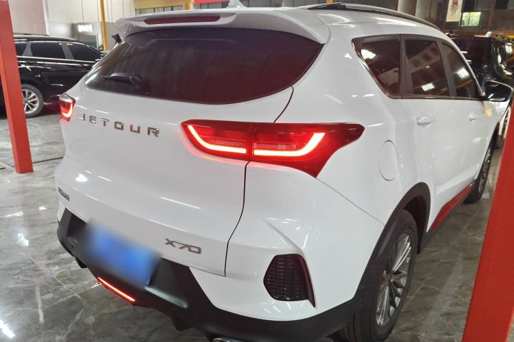 Used JETOUR X70 2023 1.5T DCT Overpass PRO+ Edition 7 Seats
