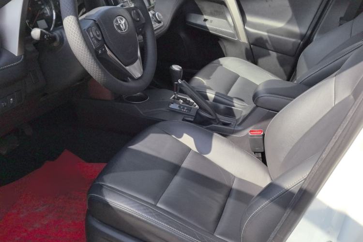 Used Toyota RAV4 2013 2.0L CVT Four-Wheel Drive New Edition