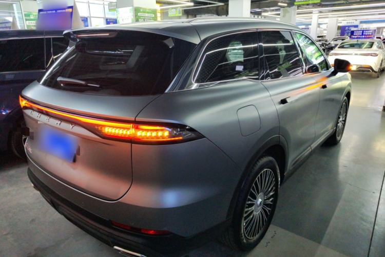 Used Chery Tiggo 8 L 2024 2.0T Two-Wheel Drive Prestige Version 5 Seats
