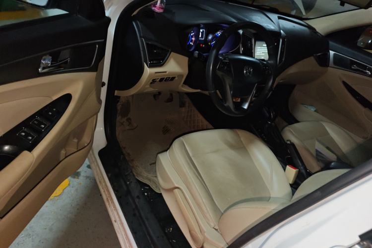 Used CHANGAN Eado 2016 1.6L Automatic Trend Model