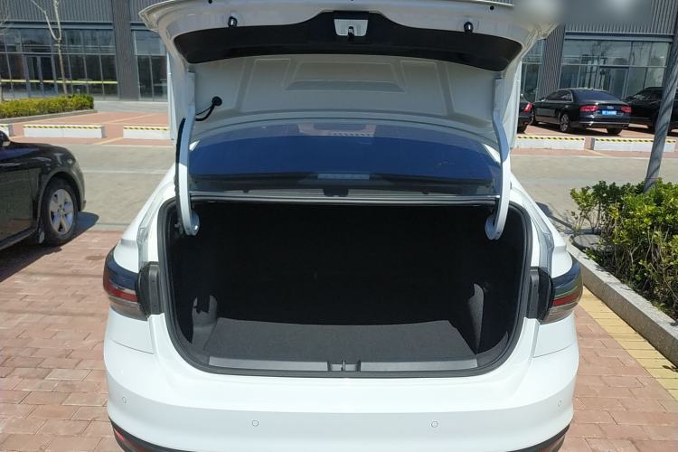 Used Volkswagen Lavida 2023 New Sharp 1.5L Automatic Excellent New Edition Trunk