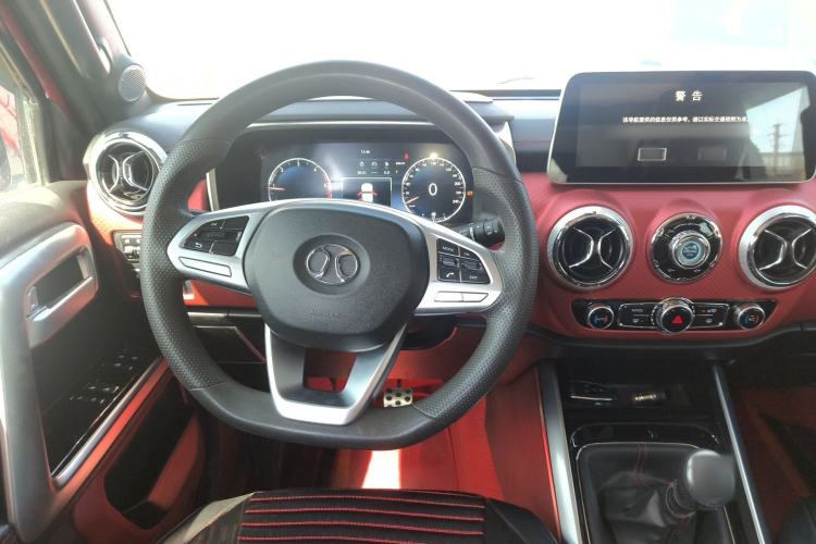 Used BAIC Off-Road BJ40 2018 PLUS 2.0D Manual Four-Wheel Drive Prestige Model China V Emission Standard Steering Wheel