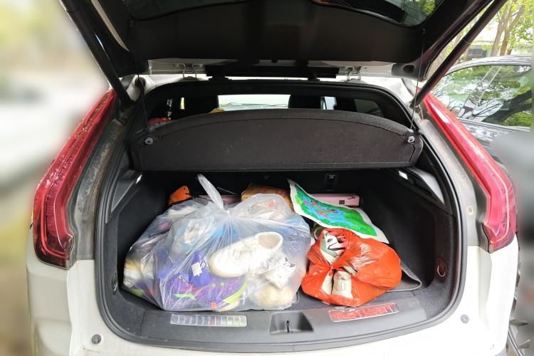 Used Cadillac XT4 2018 28T Two-Wheel-Drive Luxury Model Trunk