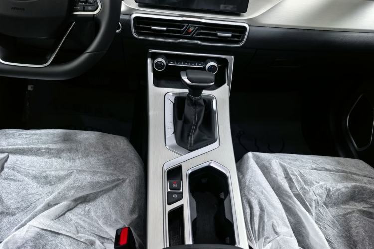 Used Geely Auto Coolray 2025 1.5L CVT Super Edition Interior 3