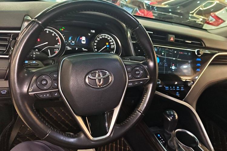 Used Toyota Camry 2019 2.5G Luxury Edition China VI Standard
