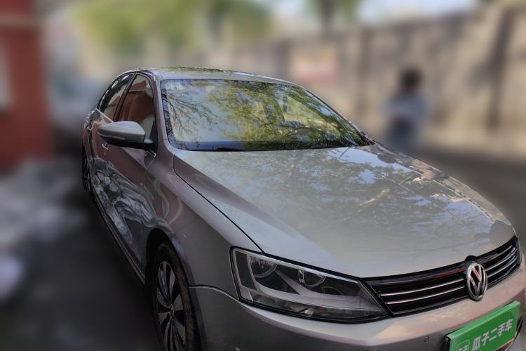 Used Volkswagen Sagitar 2012 1.4TSI Automatic Flagship Edition Front Right 45 Deg