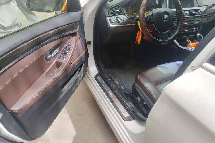 Used BMW 5 Series 2014 525Li Luxury Design Package
