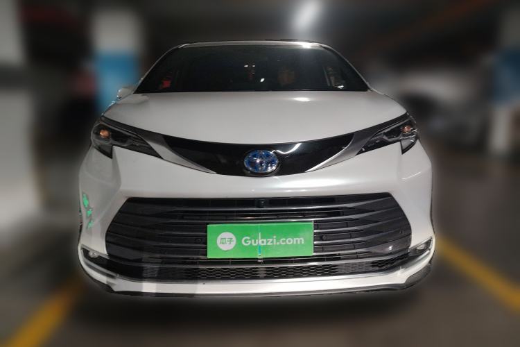 Used Toyota SIENNA 2021 2.5L Hybrid Premium Edition