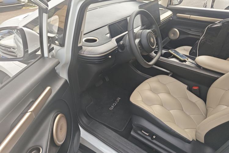 Used Baojun Cloud 2023 460 Pro Driver Seat