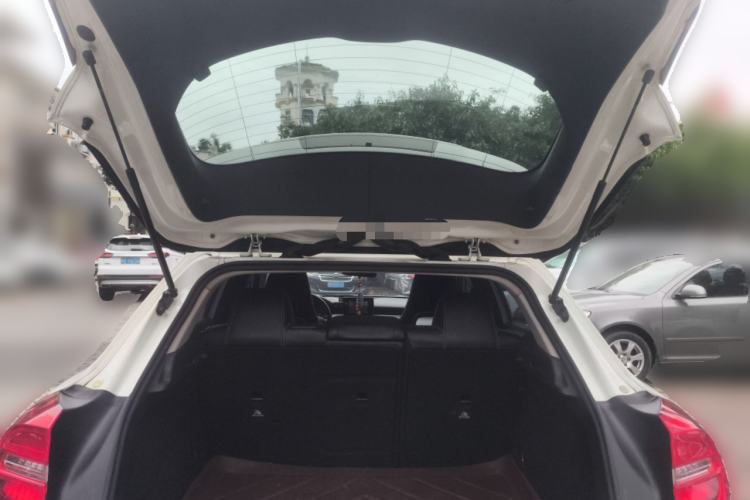 Used Mercedes-Benz GLA 2015 GLA 200 Fashion Model