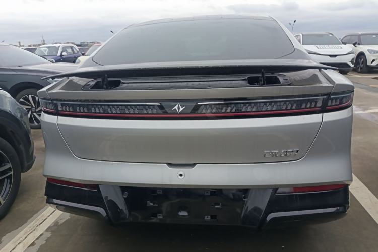 Used Dongfeng eπ eπ007 2025 Model Range-Extended 230 Leading Supreme Edition
