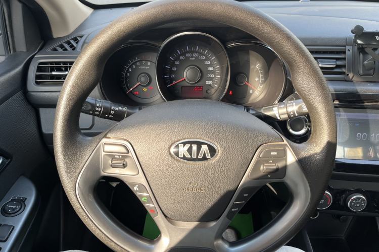 Used Kia K2 2015 Sedan 1.4L MT GLS