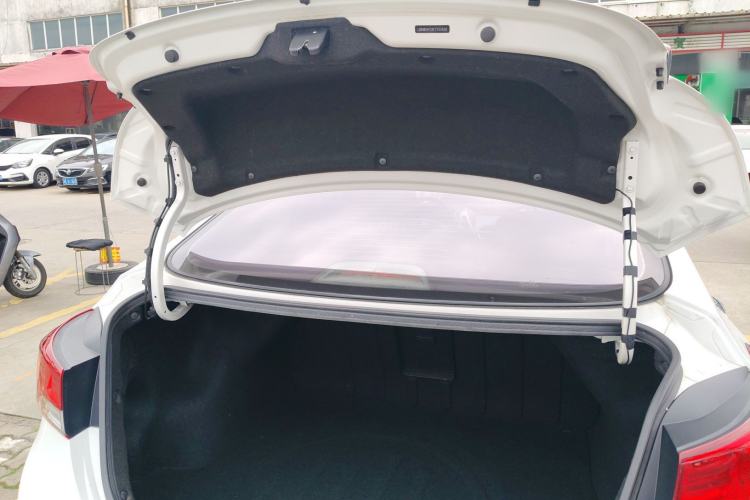 Used Hyundai Elantra (5th Generation / Langdong) 2015 1.6L Automatic Leading Model