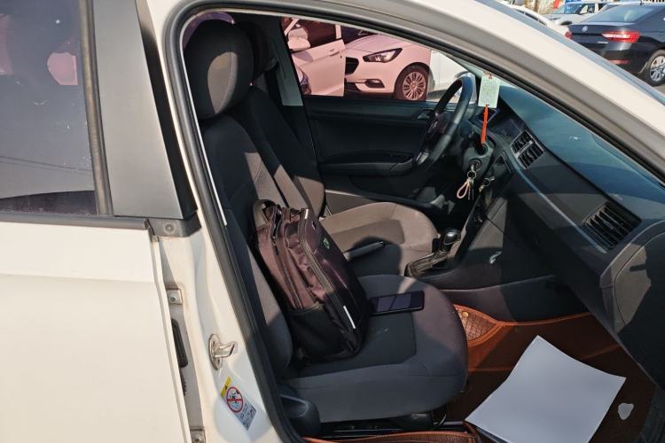 Used Volkswagen Santana 2015 1.6L Automatic Fashion Edition