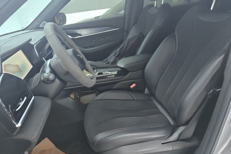 Used Geely Auto Monjaro L 2024 2.0TD High-Power Automatic Two-Wheel Drive Skyline Edition