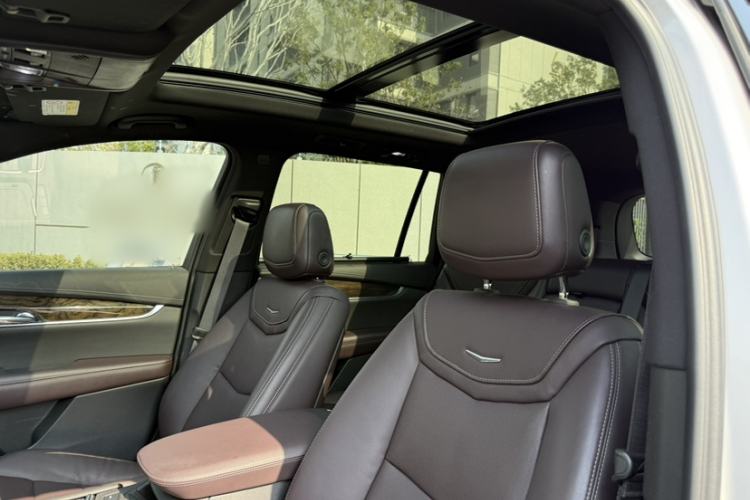 Used Cadillac XT6 2021 2.0T 7-Seater Two-Wheel-Drive Luxury Version Interior 3