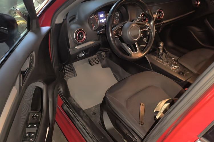 Used Audi A3 2017 Sportback 35 TFSI Ambition Edition Driver Seat