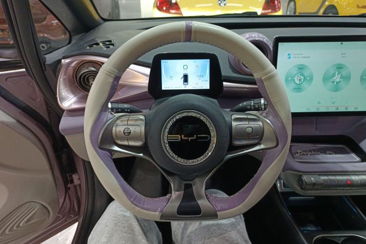 Used BYD Dolphin 2023 420 km Fashion Edition