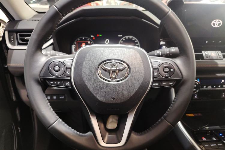 Used Toyota RAV4 2024 2.0L CVT Two-Wheel Drive Fashion Plus Edition