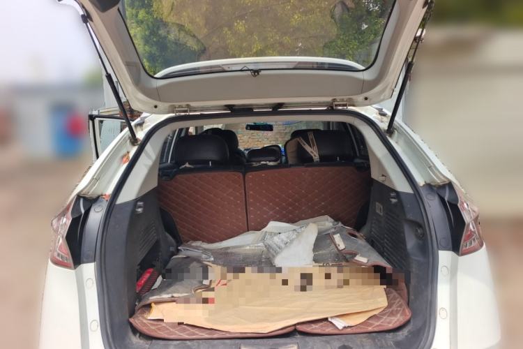 Used Luxgen U6 SUV 2015 1.8T Fashion Edition Trunk