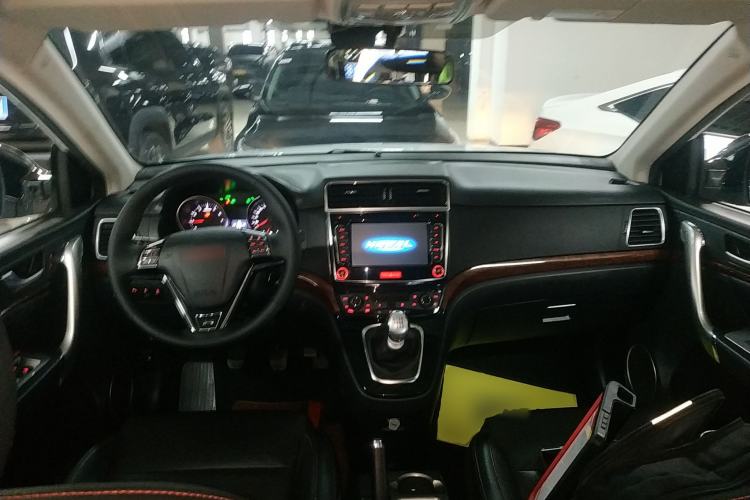 Used Haval H6 2014 Sport Version 1.5T Manual Two-Wheel Drive Elite Edition
