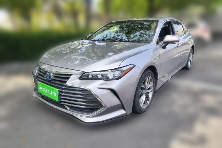 Used Toyota Avalon 2019 Dual-Engine 2.5L Luxury Edition China VI Standard