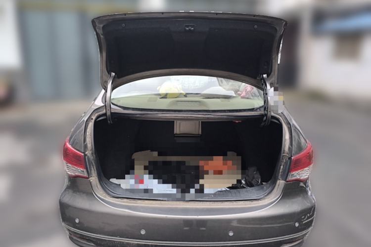 Used Nissan Sylphy 2016 Classic 1.6XE Automatic Comfort Edition Trunk