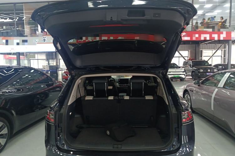 Used Volkswagen ID.6 CROZZ 2022 Long-Range PRO Edition