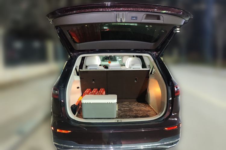 Used Volkswagen Viloran 2022 380TSI Prestige Edition Trunk