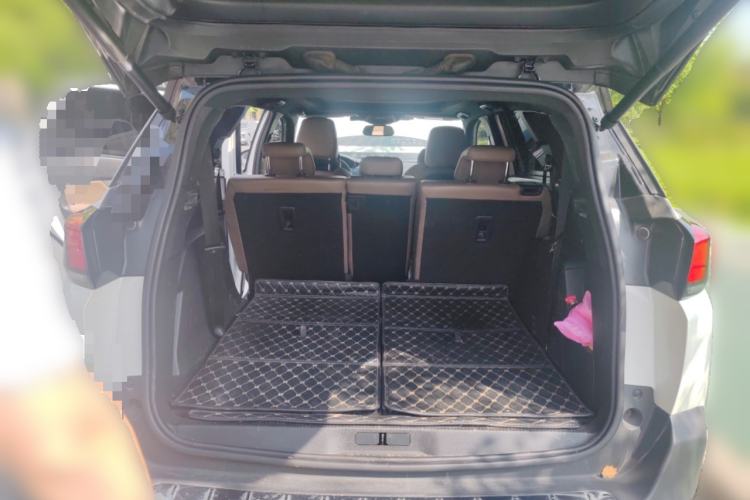 Used Peugeot 5008 2017 380THP 7-Seater Luxury GT Edition