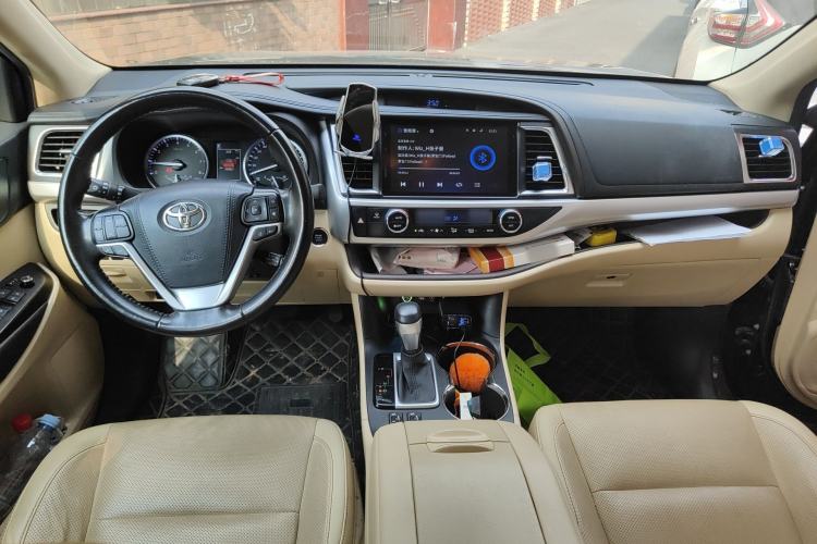 Used Toyota Highlander 2021 2.0T Four-Wheel Drive Luxury Edition 7 Seats Center Console