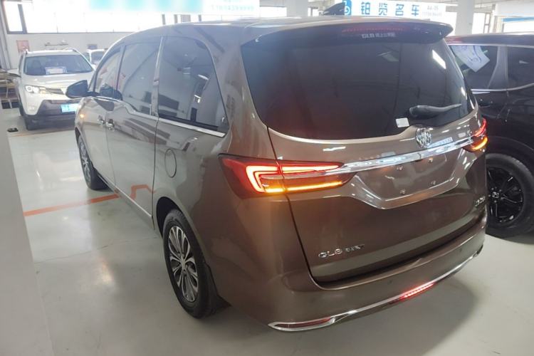 Used Buick GL8 2021 Land Cruiser Executive Class 652T Luxury Model
