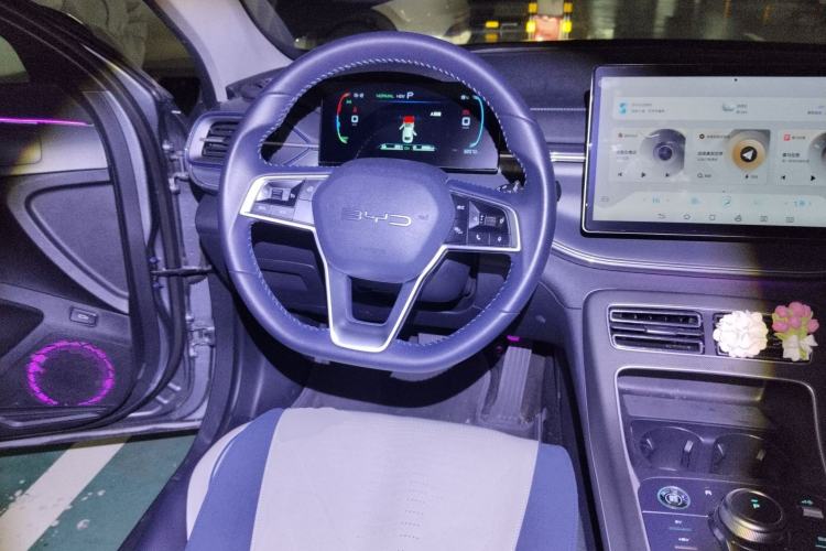 Used BYD Destroyer 05 2024 HONOR Edition DM-i 55KM Luxury Model Steering Wheel